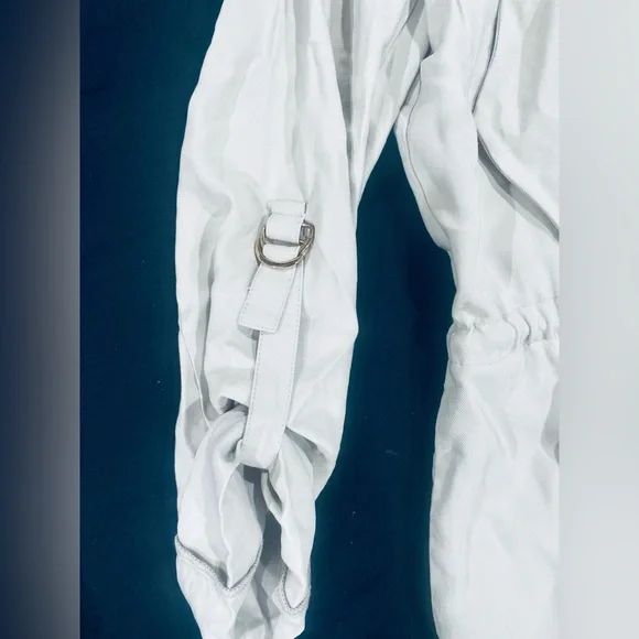 Beige Lightweight Cinch Waist Adjustable Sleeves Trench style top with pockets M - Picture 6 of 7